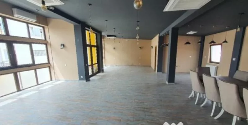 Pipera Vila in zona Pipera 350 mp, teren 400, pretabila activitati