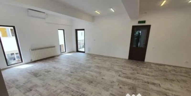 Pipera Vila in zona Pipera 350 mp, teren 400, pretabila activitati
