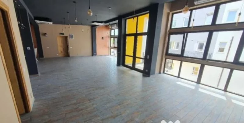 Pipera Vila in zona Pipera 350 mp, teren 400, pretabila activitati